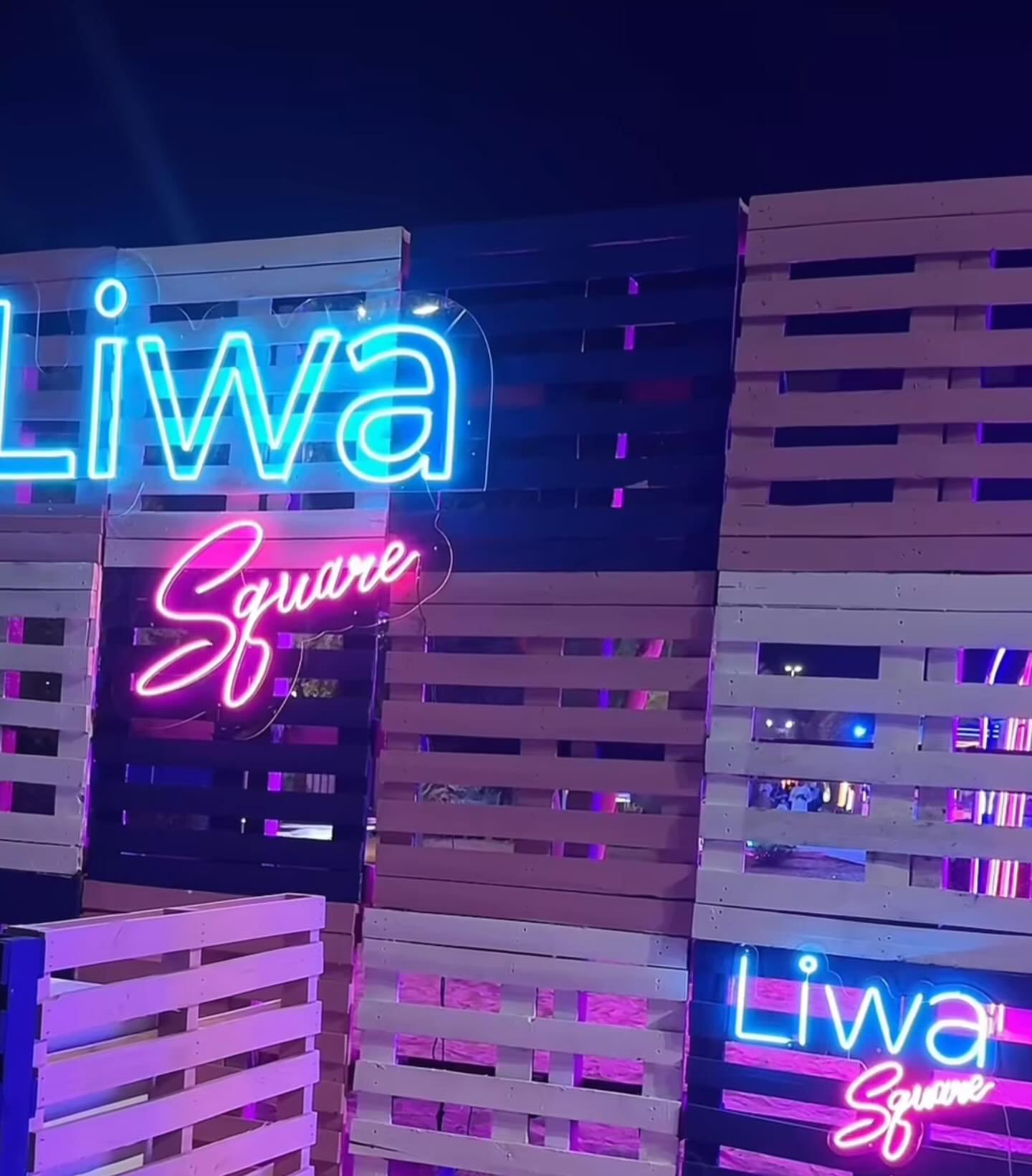 Retail Neon Signs Dubai